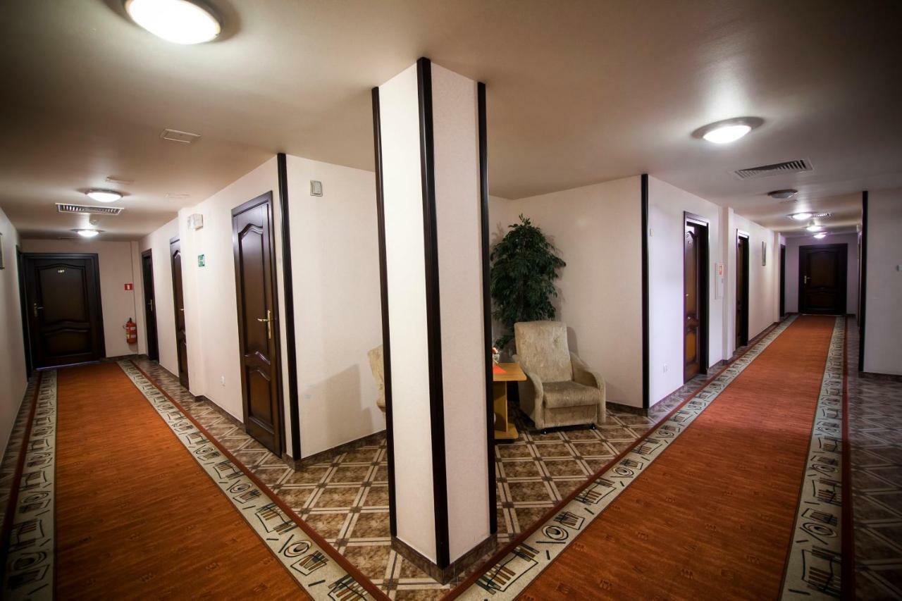 Hotel Ruczaj كراكوفيا المظهر الخارجي الصورة